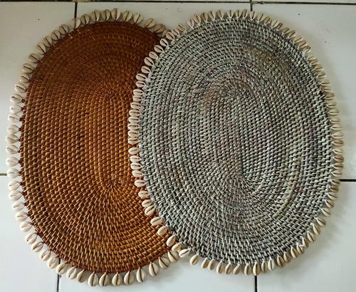 shell oval placemat