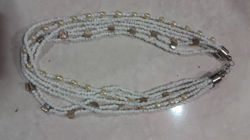 beads necklace