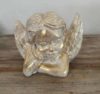 angel resin statue