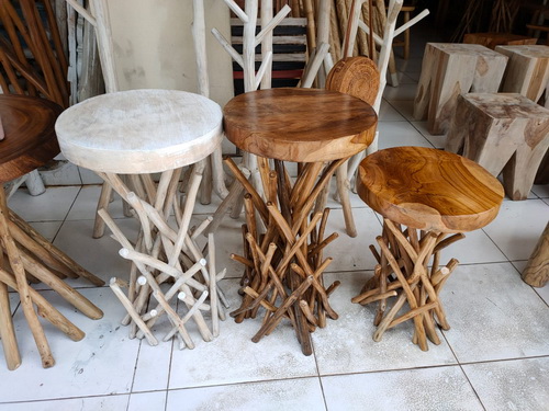 wood stool